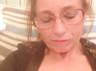 Wanton four eyed wifey loves to fuck her cunt with her favorite vibrator