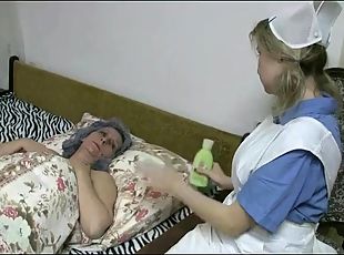 Медицинска сестра, Бабички, Лесбийки, Сладурана
